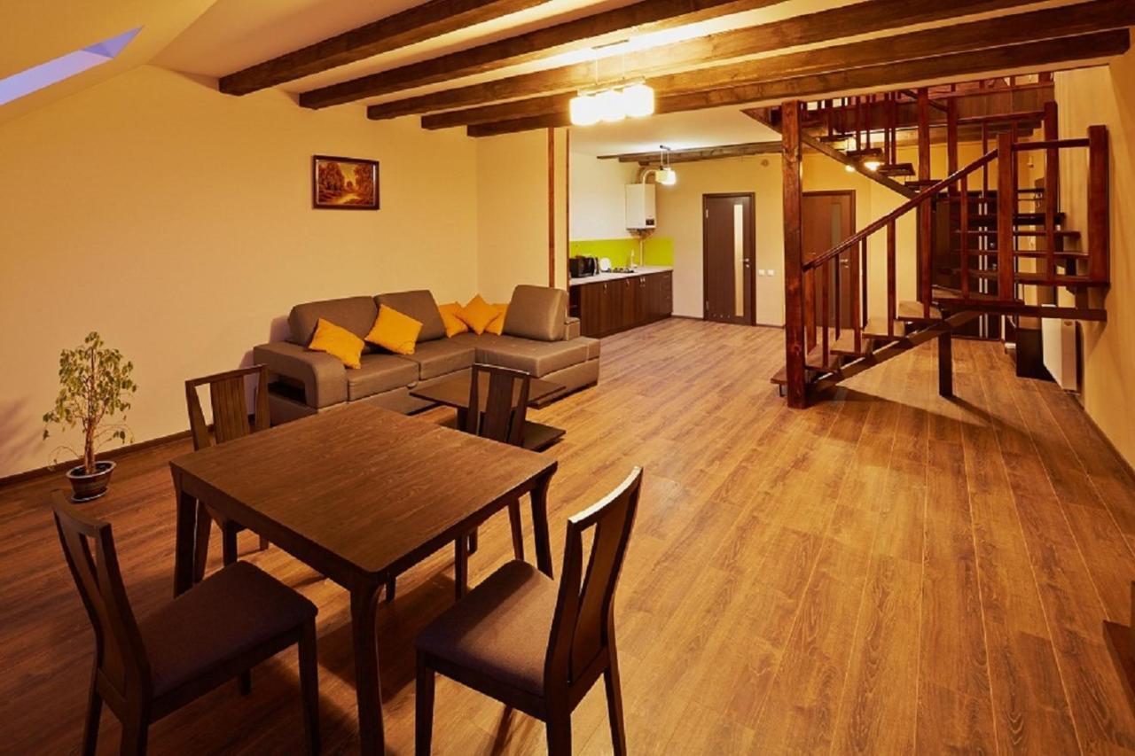 Apartment On Lychakivska Lviv Eksteriør bilde
