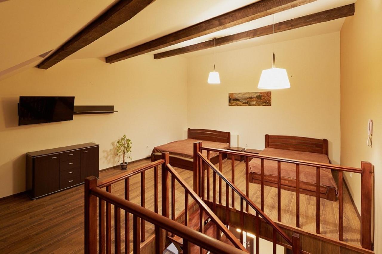 Apartment On Lychakivska Lviv Eksteriør bilde